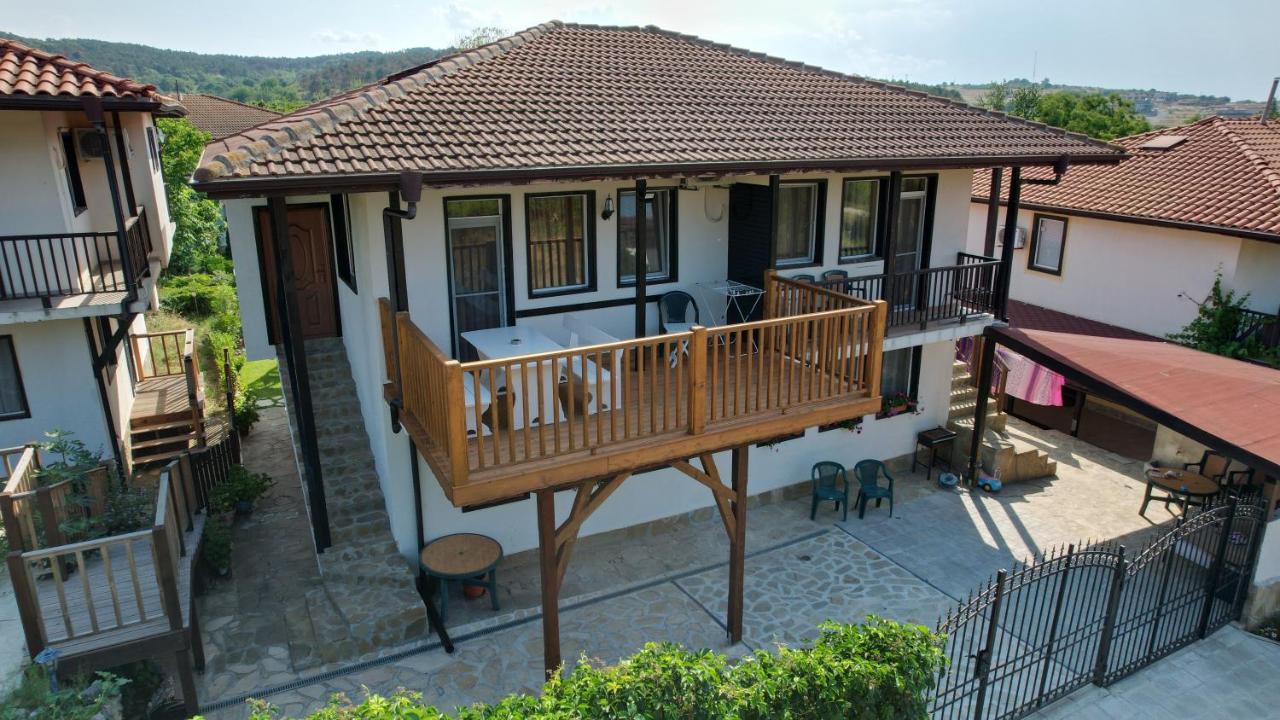 Apartment Nikol Созополь Экстерьер фото